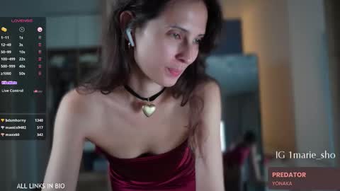 Marie online show from 09-17-25, 06:31