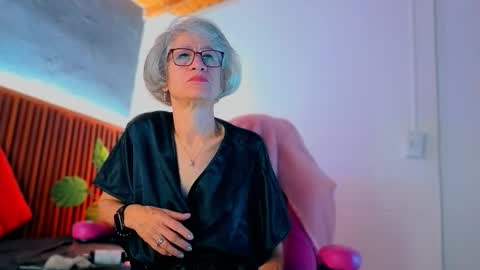 Miss Monserrate online show from 02-05-26, 12:32