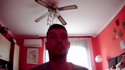 Moly online show from 05-15-26, 08:43