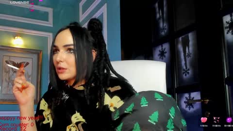 Snapshot of 1munique chatting on 12-31-24, 05:51 Moona  online show from 12-31-24, 05:51