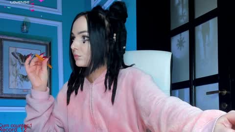 Snapshot of 1munique chatting on 01-09-25, 11:03 Moona  online show from 01-09-25, 11:03