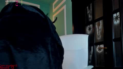 Snapshot of 1munique chatting on 01-19-25, 06:21 Moona  online show from 01-19-25, 06:21