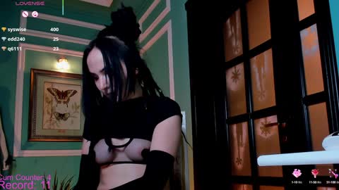 Snapshot of 1munique chatting on 01-24-25, 07:18 Moona  online show from 01-24-25, 07:18