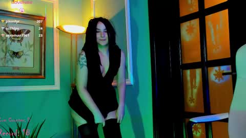 Snapshot of 1munique chatting on 02-09-25, 08:13 Moona  online show from 02-09-25, 08:13