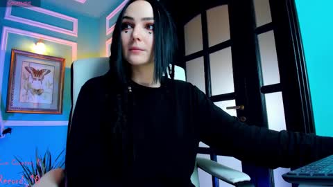 Snapshot of 1munique chatting on 02-12-25, 11:07 Moona  online show from 02-12-25, 11:07