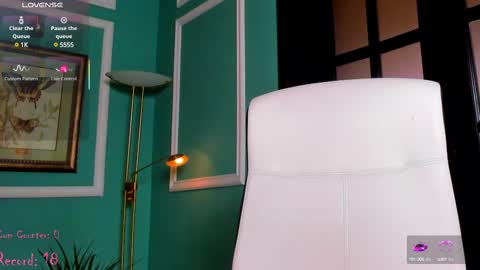 Snapshot of 1munique chatting on 02-20-25, 01:30 Moona  online show from 02-20-25, 01:30