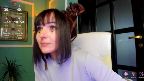 Snapshot of 1munique chatting on 09-30-25, 03:39 Moona  online show from 09-30-25, 03:39