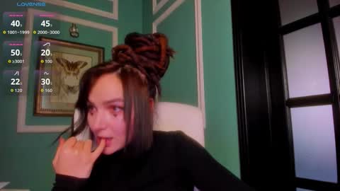 Moona  online show from 01-19-26, 02:21