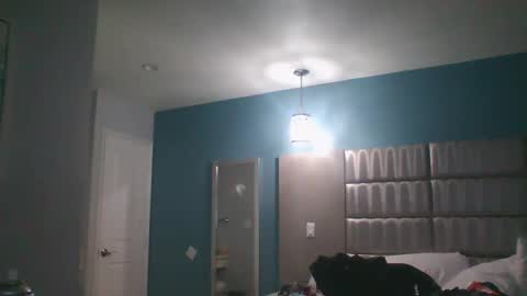 TheShyOne18 online show from 12-04-24, 05:55