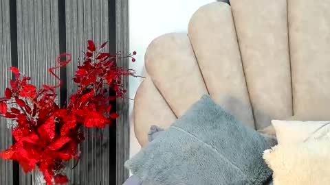 Snapshot of 1naughty_milf chatting on 01-06-26, 11:25 Luisa online show from 01-06-26, 11:25