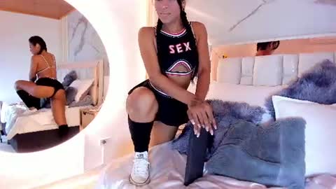 Luisa online show from 06-14-26, 02:30