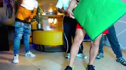 Snapshot of 1pushman chatting on 09-12-25, 11:10 pushman online show from 09-12-25, 11:10