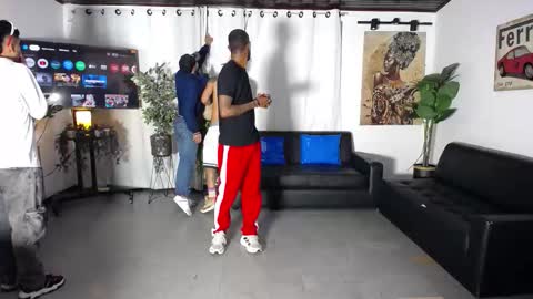 Snapshot of 1pushman chatting on 11-14-25, 11:20 pushman online show from 11-14-25, 11:20