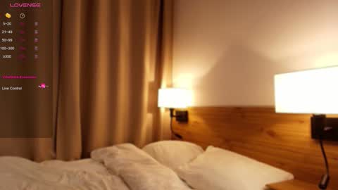 VICTORIA online show from 12-20-25, 01:02