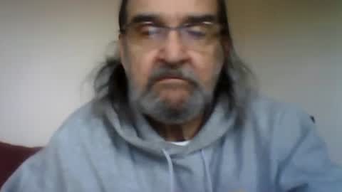 1valentine online show from 01-22-25, 04:44