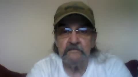 1valentine online show from 09-26-25, 10:47