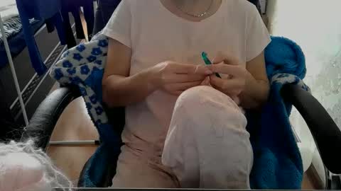 1your_hot_girls online show from 03-05-25, 12:33