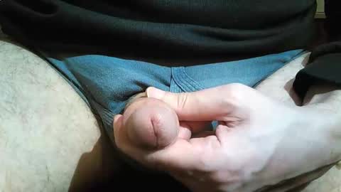 Snapshot of 2001uwuk chatting on 03-16-26, 10:14 2001uwuk online show from 03-16-26, 10:14