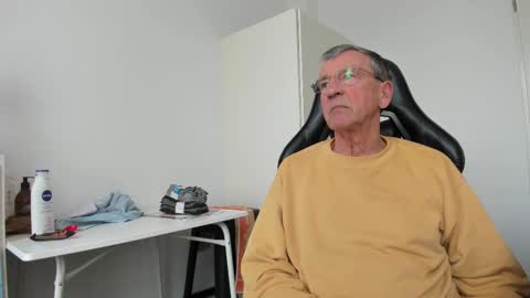 Henk online show from 03-12-26, 03:40