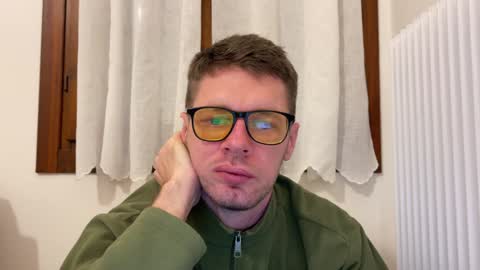 Snapshot of 2017ssseeexxx chatting on 01-26-25, 01:04 Romano online show from 01-26-25, 01:04