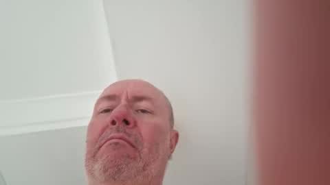 Snapshot of 211scudder chatting on 10-28-25, 03:58 211skoosh online show from 10-28-25, 03:58