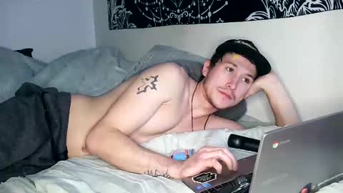 AlecurClit online show from 02-28-25, 01:37