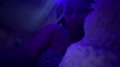 Snapshot of 222kitty chatting on 11-06-25, 06:09 222kitty online show from 11-06-25, 06:09