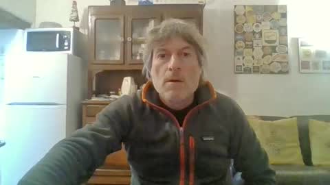 22esserre online show from 01-10-25, 10:06