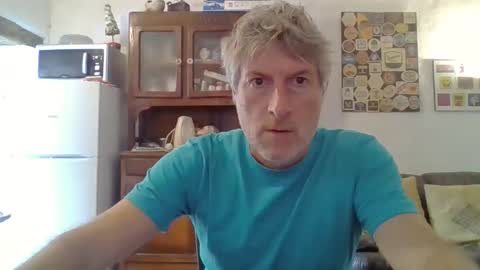 22esserre online show from 09-17-25, 11:23