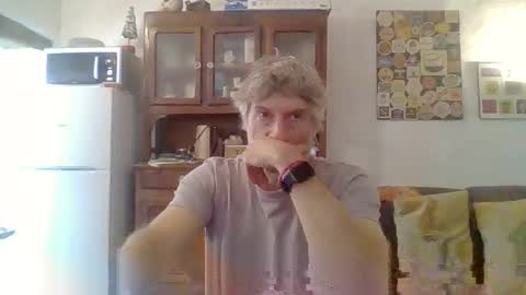 22esserre online show from 10-24-25, 01:29