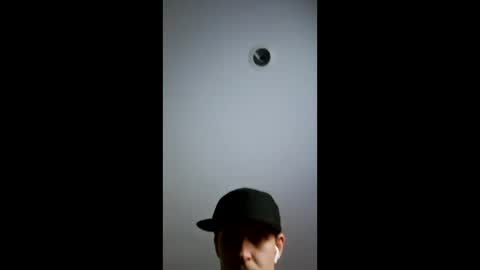 Snapshot of 22yrsold7inch chatting on 12-20-25, 10:44 22yrsold7inch online show from 12-20-25, 10:44