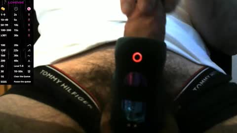 Snapshot of 23xclown chatting on 10-20-25, 04:07 23xclown online show from 10-20-25, 04:07