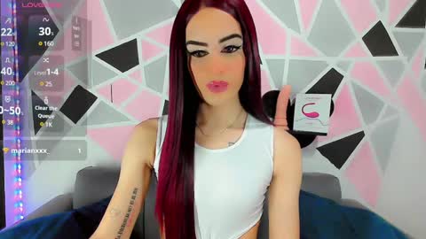 IVANA SICONYKS online show from 02-14-25, 09:32