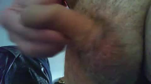 Snapshot of 2_small_4u chatting on 11-05-25, 09:53 2_small_4u online show from 11-05-25, 09:53