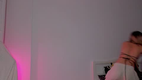 Sasha weekend from 14 to 27 November online show from 01-12-25, 04:10