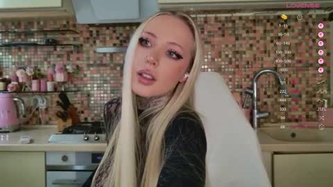     30 NOV  online show from 04-21-26, 11:38