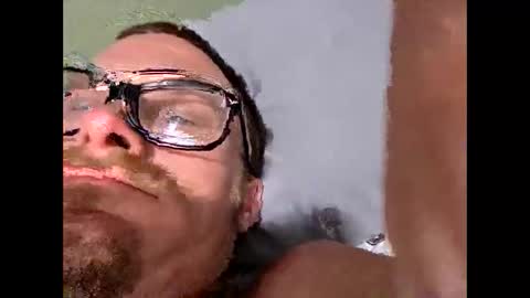 Snapshot of 2dj420 chatting on 05-20-26, 07:58 2dj420 online show from 05-20-26, 07:58