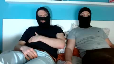 2frenchfriends online show from 04-05-26, 08:50