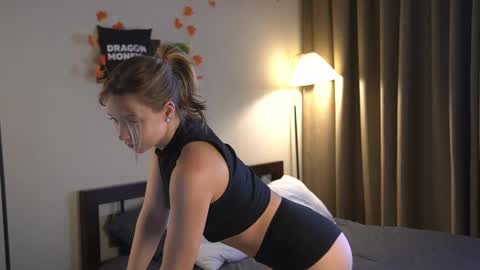 Elley  online show from 10-08-25, 07:50