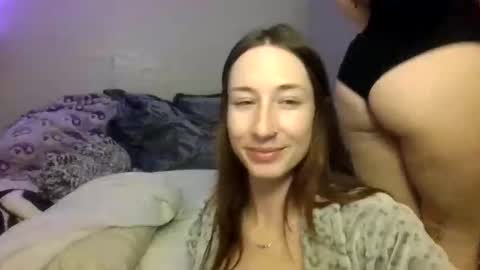 2girls1link online show from 01-04-25, 04:12