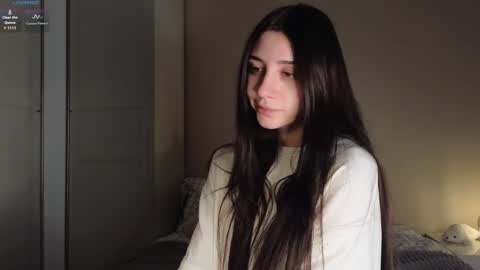 Lina       free control in pvt online show from 03-11-25, 04:43