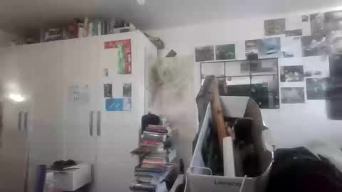 2l82agree online show from 10-25-25, 03:51