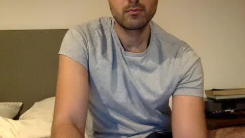 2london10 online show from 12-13-25, 08:47