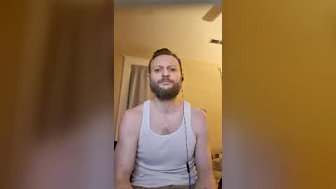 Snapshot of 2sweetty chatting on 06-12-26, 09:19 2sweetty online show from 06-12-26, 09:19