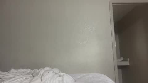 Snapshot of 304divinekarma chatting on 11-11-25, 03:56 GamerBaddieLux online show from 11-11-25, 03:56