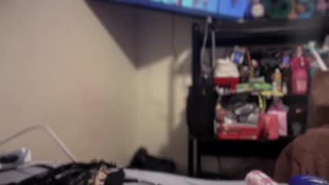 Snapshot of 304divinekarma chatting on 12-23-25, 09:18 GamerBaddieLux online show from 12-23-25, 09:18