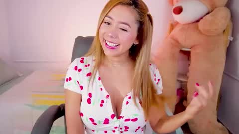 independent model online show from 02-22-26, 06:13