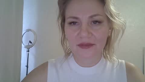 3susie online show from 09-17-25, 08:05