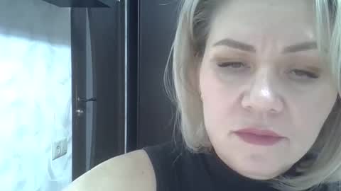 Snapshot of 3susie chatting on 01-11-26, 04:56 3susie online show from 01-11-26, 04:56