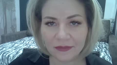Snapshot of 3susie chatting on 02-13-26, 11:39 3susie online show from 02-13-26, 11:39